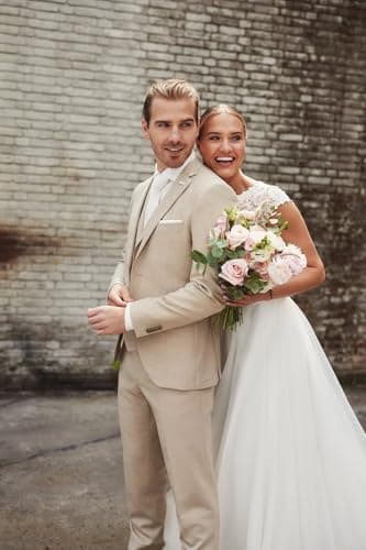 Wangyue Mens Slim Fit 3-Piece Prom Wedding Suit with Blazer Vest Pant