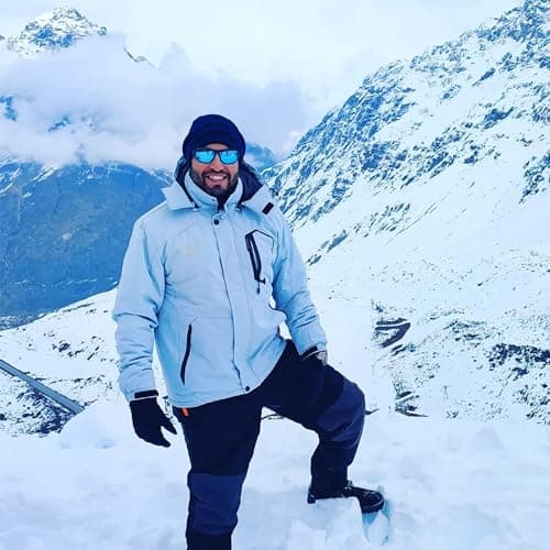 INVACHI Men's Warm Winter Waterproof Ski Jacket Windproof Hooded Raincoat